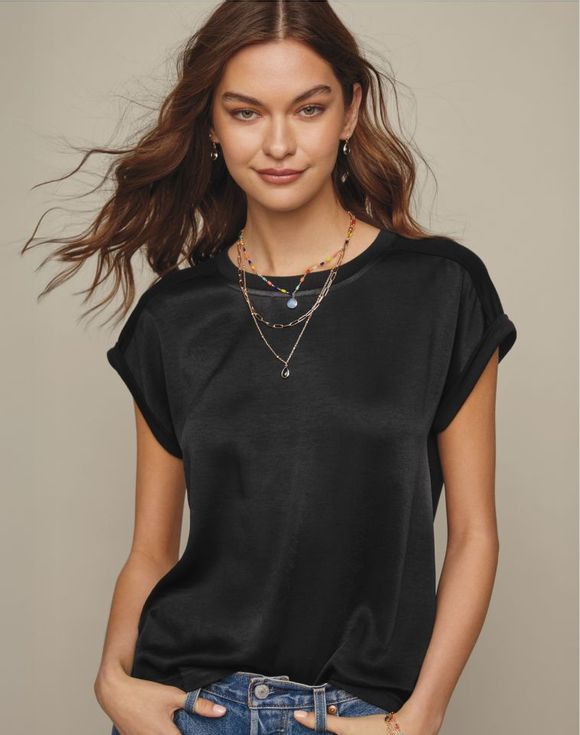 Relaxed Roll Sleeve… - image