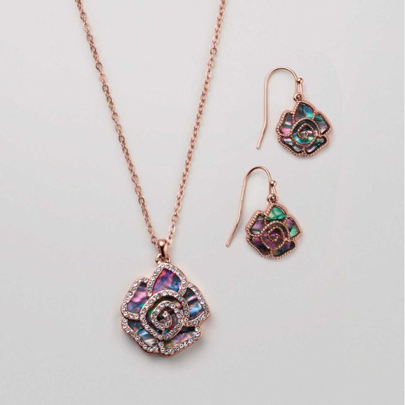 Loved Earring Set Loved Earring Set