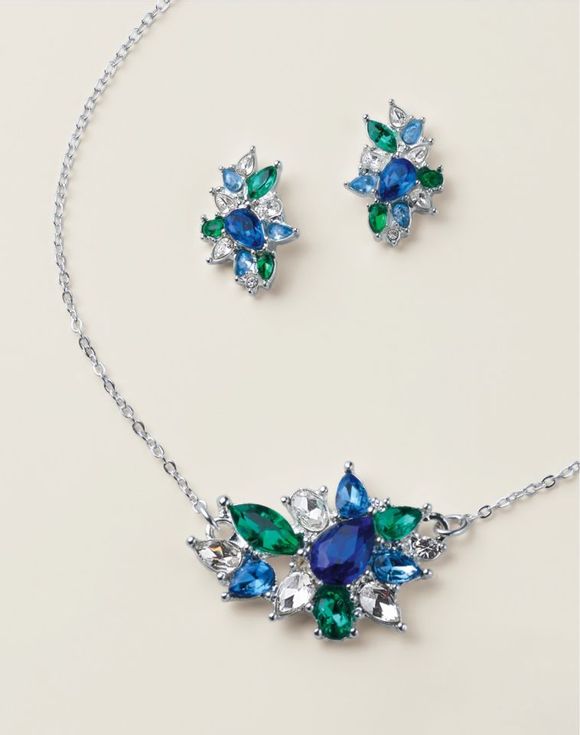 Avon Luxe Blue Flor… - image
