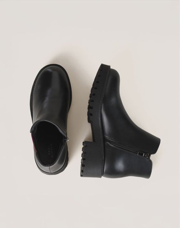 Casual Chelsea Boot - image