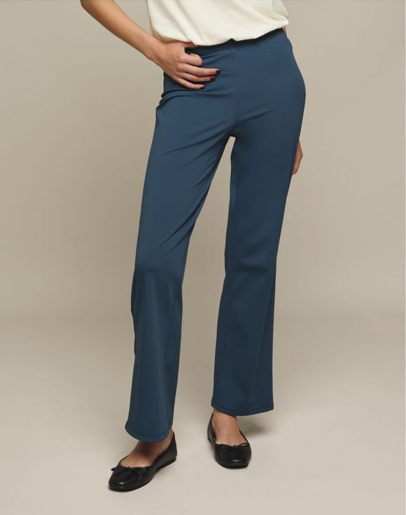 Flared Legging - image