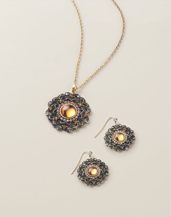 Avon Gilded Filigre… - image