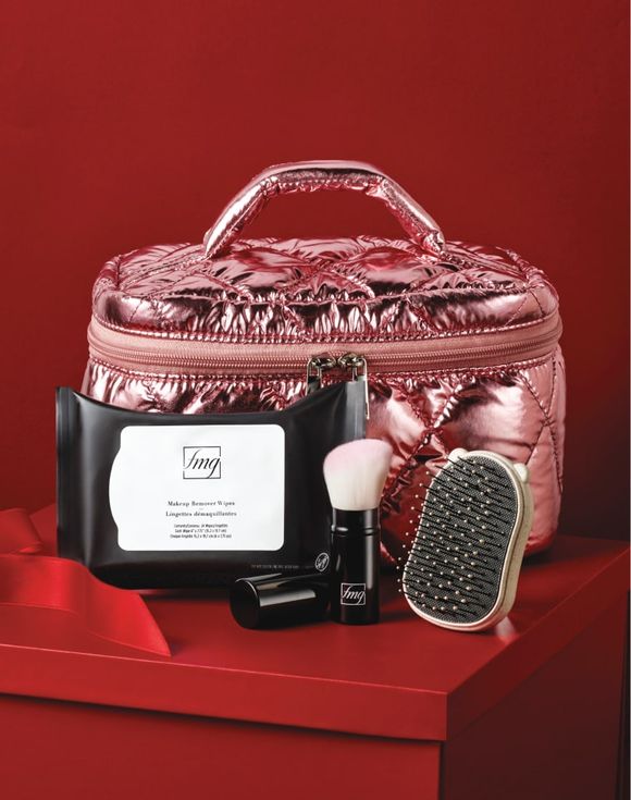 Avon - Online Exclusive! Beauty-on-the-Go Set for $15 ($62.99)